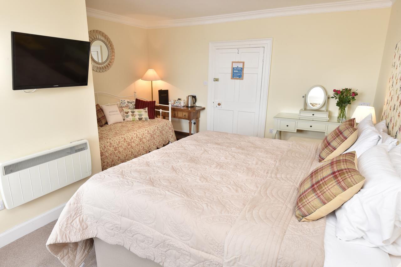 The Royal Hotel Cromarty Extérieur photo